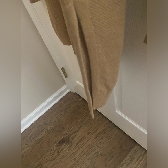 J. JILL Camel Color Sweater Sz Medium - Picture 5 of 6